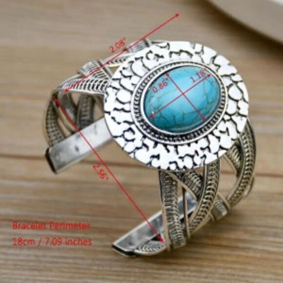 Ethnic Style Hollowed Geometric Twisted Bracelet, Jewelery Gift - Picture 8 of 9